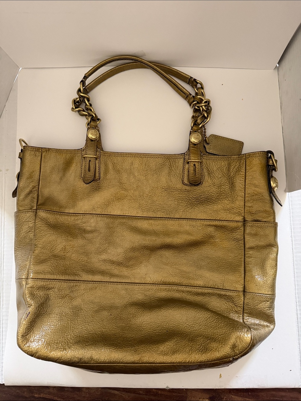 COACH MADISON TRIBECA GOLD PATENT METALLIC LEATHER TOTE
SHOULDER BAG - Picture 2 of 7